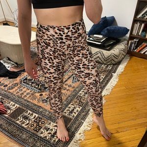 Beach Riot Piper Leopard Leggings double lined